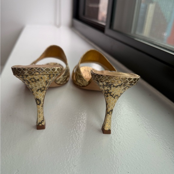 Manolo Blahnik gold snake sandals, never worn size 11 /41 - Picture 3 of 5